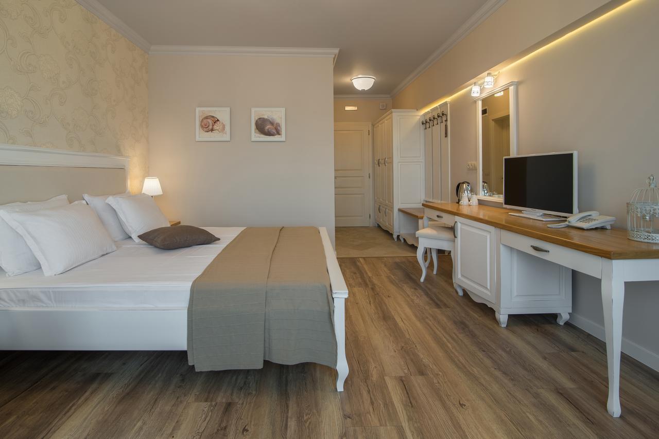 Sunny Castle Hotel Kranevo Dış mekan fotoğraf